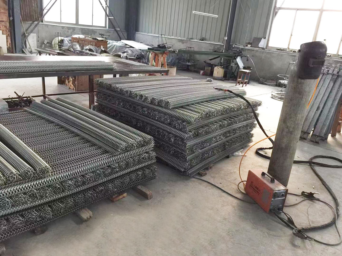 平衡网带车间生产.jpg